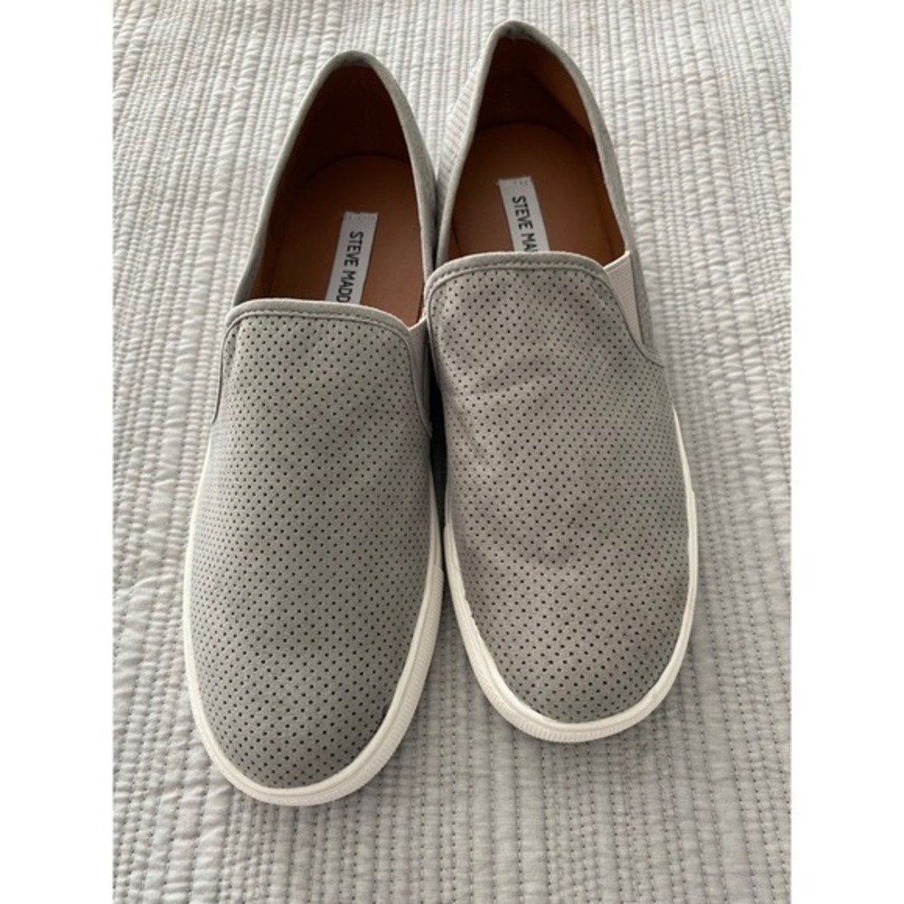 Steve Madden Zarayy Slip On Sneakers Women 9.5 Grey Perforated Casual Athleisure